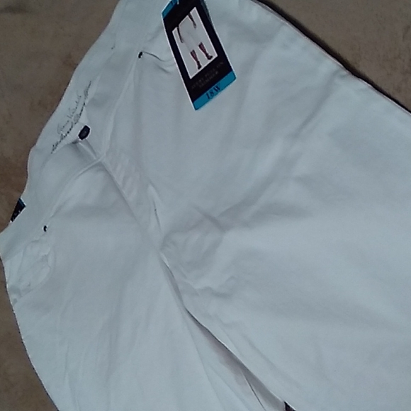 Gloria Vanderbilt Avery Pull On Skimmer.  NWT.  18W - Picture 2 of 16